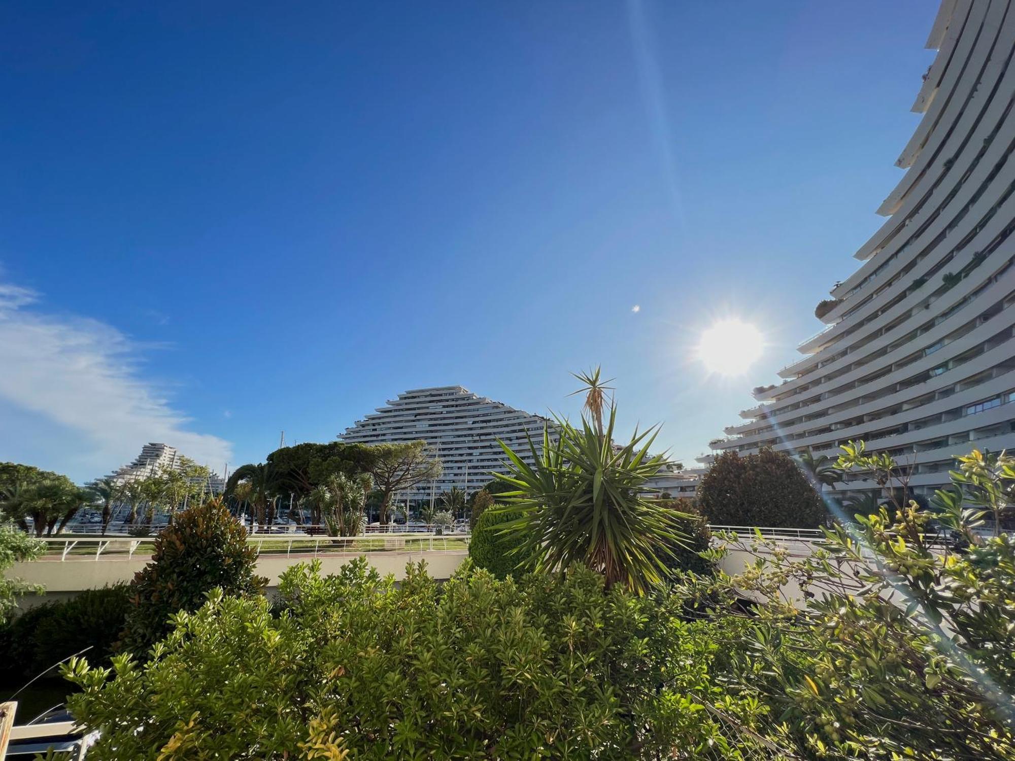 Blue Terrace Apartment - Marina Baie Des Anges Villeneuve-Loubet Dış mekan fotoğraf